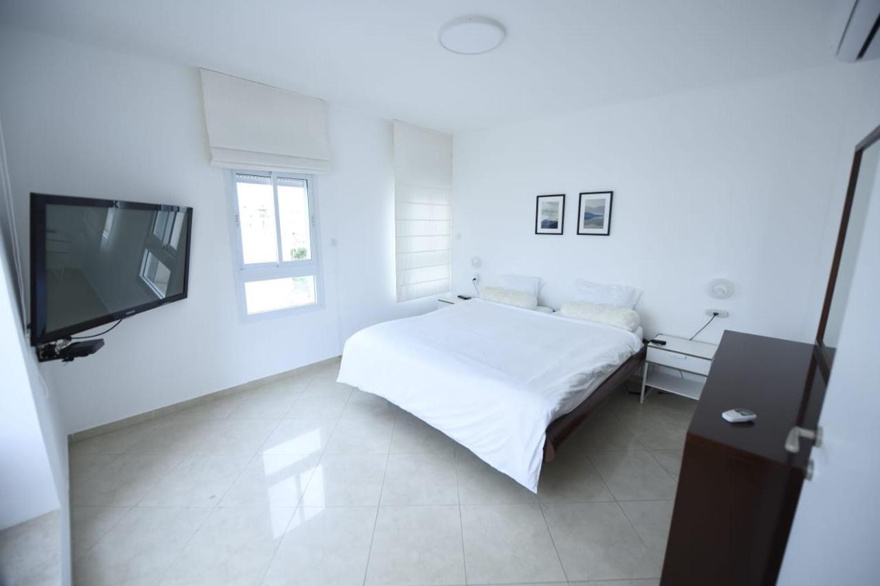 Sea View Coral Suite Ейлат Екстериор снимка